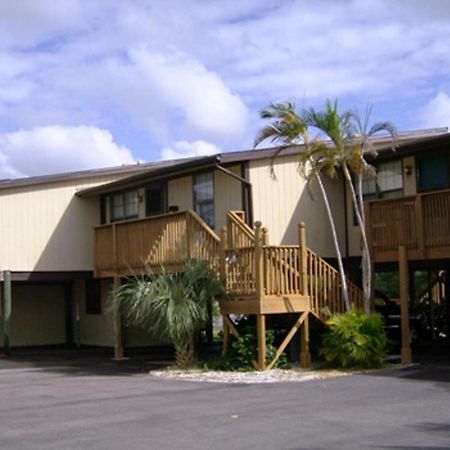 River Wilderness Waterfront Cabins Everglades City Exterior photo